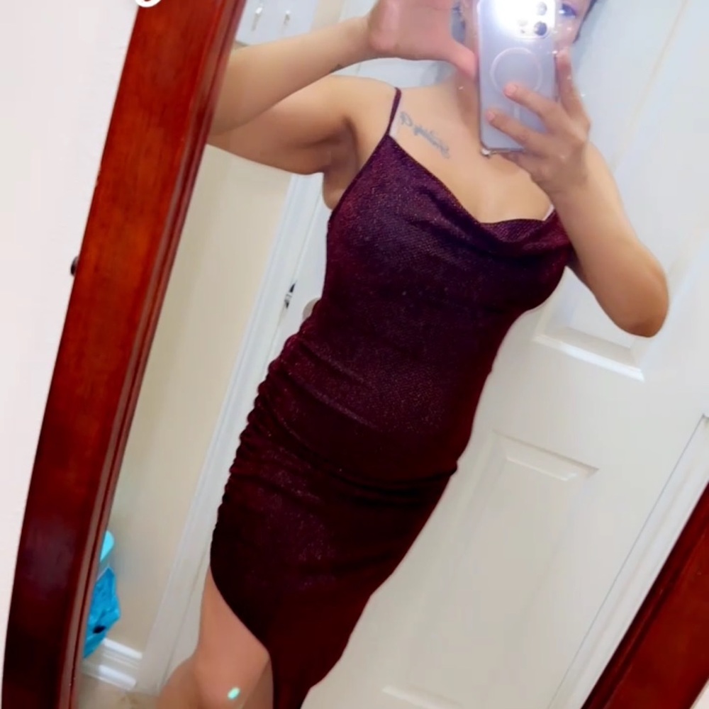 Chic Asymmetrical Burgundy Dress